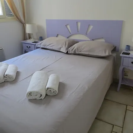 La Maison D'oc Apartment *